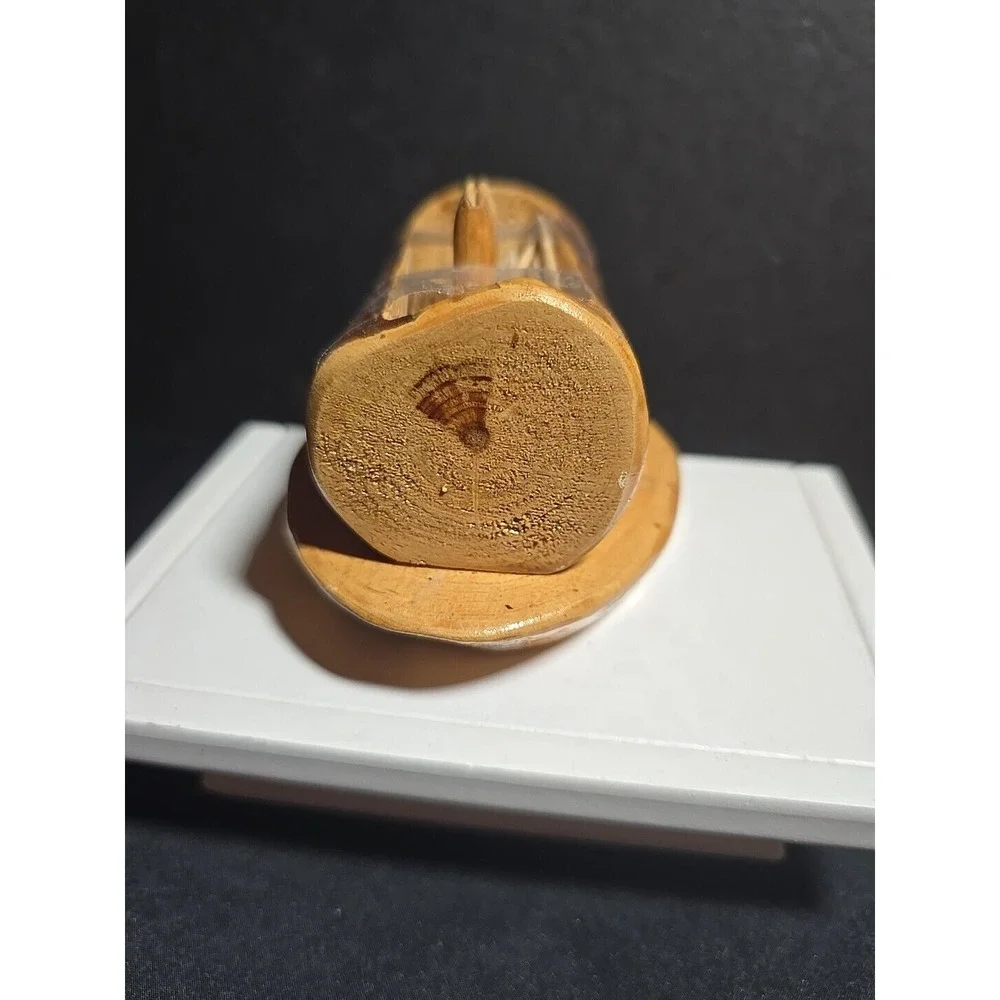 Wooden‎ Toothpick Holder